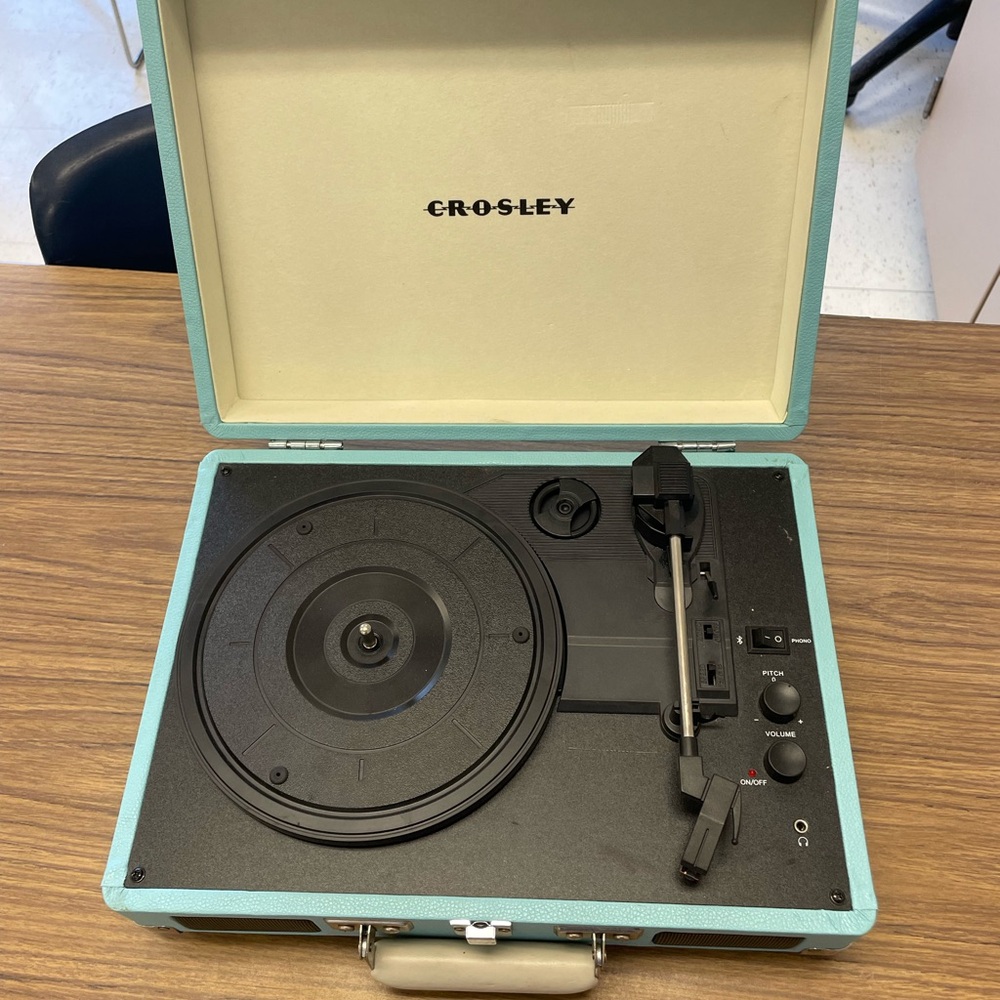 Crosley Teal and Black Vinyl Player